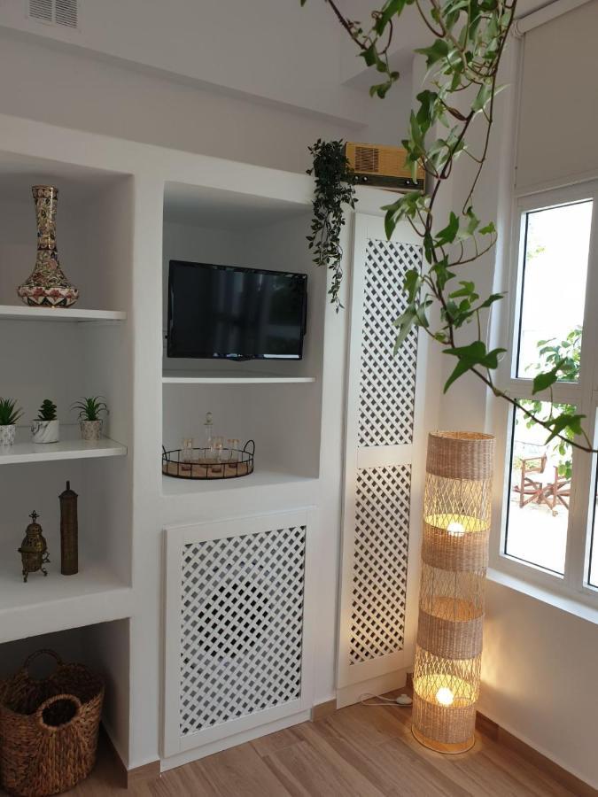 Patmos Little *